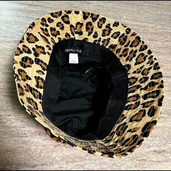 New Kendall & Kylie cheetah print hat - Picture 8 of 11
